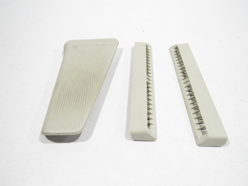 Lucid Air Touring 2023 Front Foot Rest Seat Air Vent Duct Set 3 PCS 22-25 ;:O