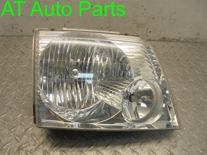 02 03 04 05 FORD EXPLORER PASSENGER NON SPORT HEADLAMP 1L2Z13008AA