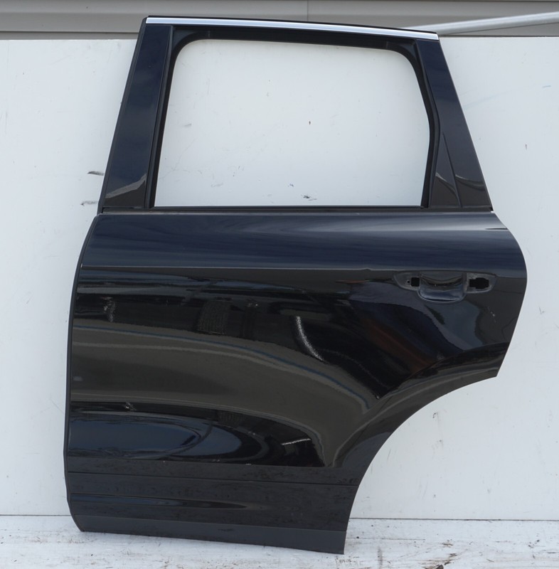 11-18 Porsche Cayenne 958 Rear Left Driver Side Door Shell OEM