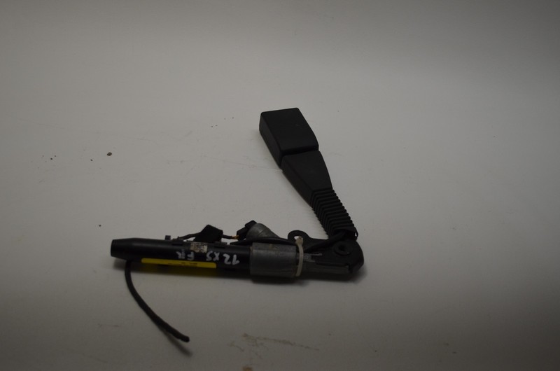 07 - 14 BMW E70 E71 X5 X6 FRONT RIGHT PASSENGER SIDE SEAT BELT BUCKLE OEM