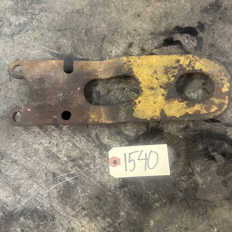 CAT Engine Front Lifting Eye 8mm Thickness - P/an: 104-8586