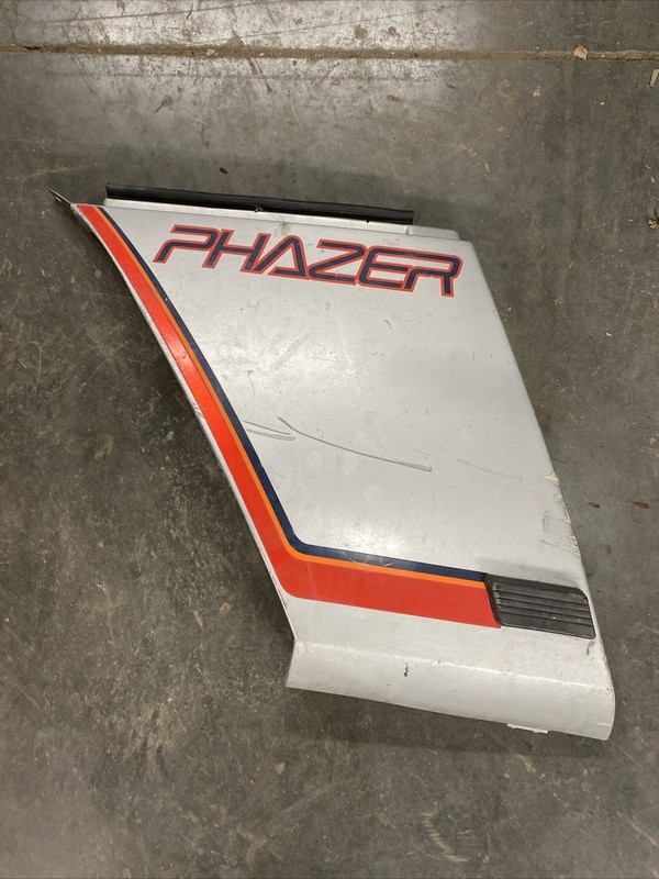 84 PHAZER PZ 480 LeftSIDE PANEL, RIGHT COWL COVER YAMAHA