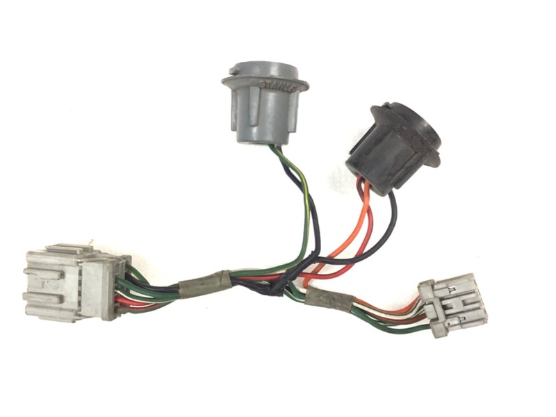 92-93 Accord 2/4Dr Socket&Wire Left Rear Tail Light Turn Brake Lamp Plug