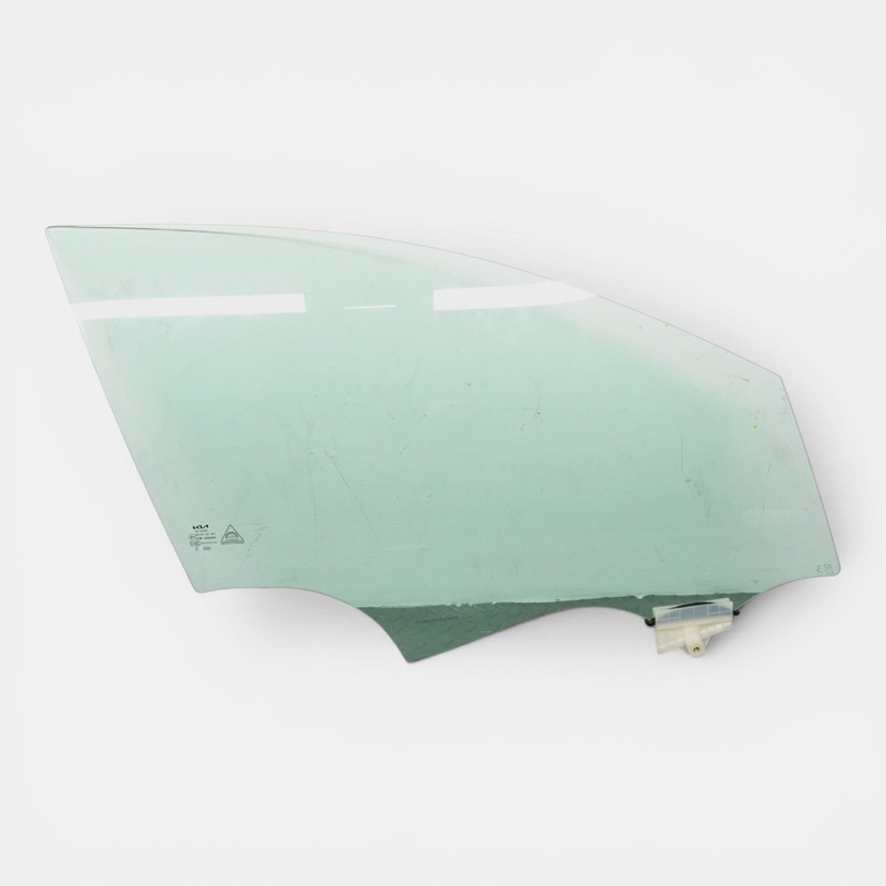 2025-2026 KIA K5 LXS Front Right Side Door Window Glass Oem 82420l2510
