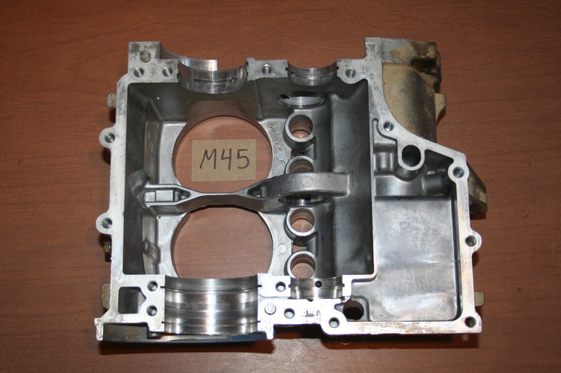 2004 Polaris Sportsman 700 EFI 4x4 Engine Crank Case Half Upper 04