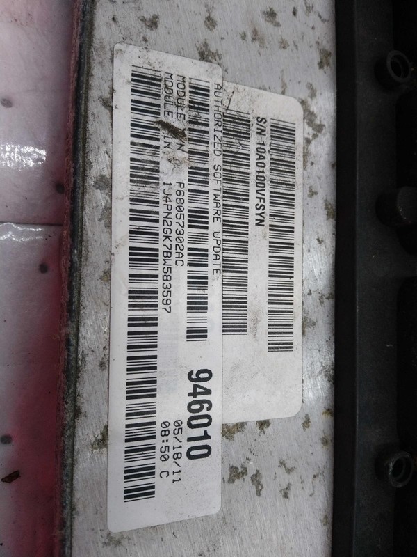2011 Jeep Liberty Engine Control Module ECM 3.7L OEM 05150583AB Used