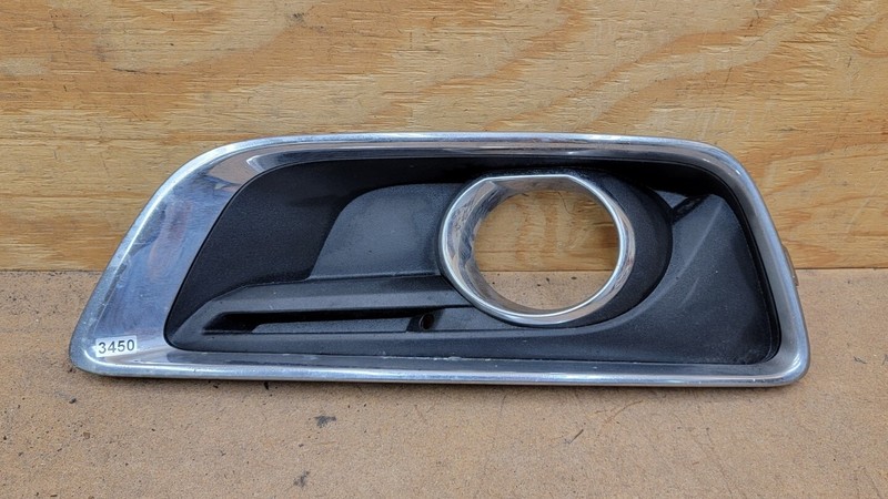 2012 - 2015 Chevrole Malibu Front Left Driver Fog Lamp Light Bumper Grille OEM
