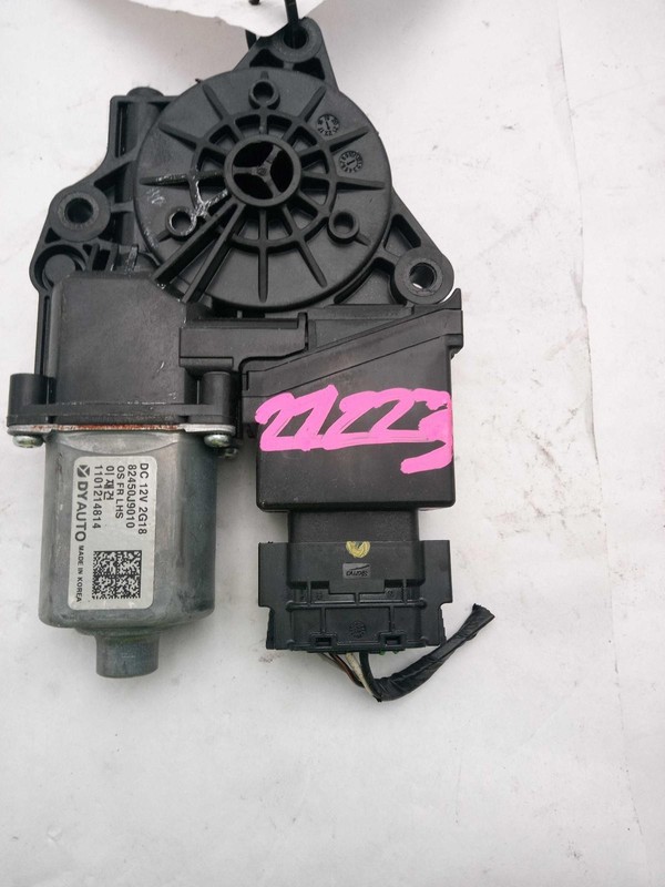 2023 Hyundai KONA Left Window Regulator - Used, 32K Miles, Silver