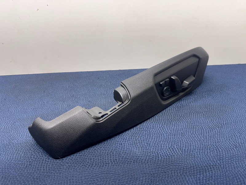 12–21 OEM BMW F32 F33 320i 428i Front Right Seat Switch Outer Cover Trim Bezel