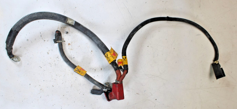 ♻️2009 Escalade Escalade Tahoe Yukon Hybrid OEM Positive Battery Cable 25954910
