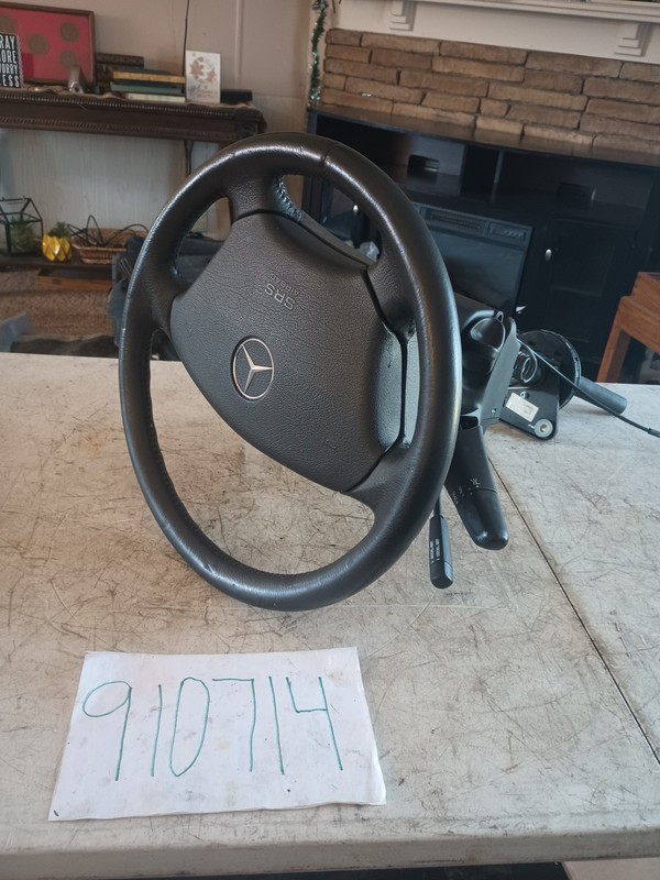 98-03 MERCEDES ML500 FRONT FLOOR SHIFT STEERING COLUMN WHEEL W/KEY