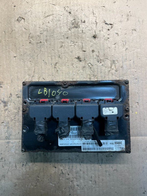 2007 Dodge Caravan Town & Country 3.8L Engine Computer ECU P05187658AC u1927 DG