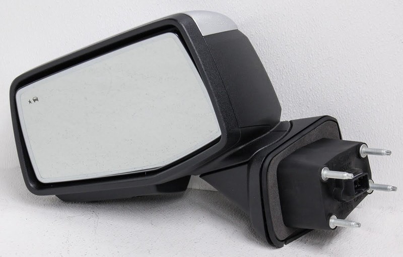 OEM GMC Sierra, Denali Left Driver Side Exterior Mirror 84899217 Scratches