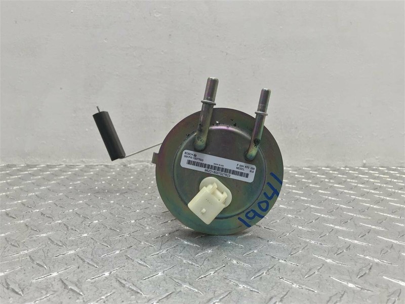 02 03 04 GMC ENVOY BRAVADA 4.2L FUEL PUMP ASSEMBLY OEM 323-01416