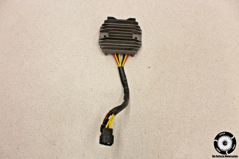 2002 Triumph Sprint St Rectifier Voltage Regulator 02