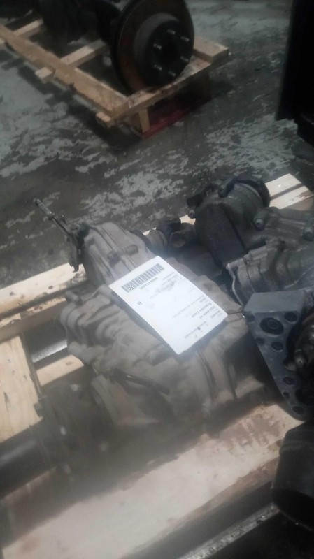 2015 BMW X6 Transfer Case Assembly OEM 27107505377 151K Miles 4WD