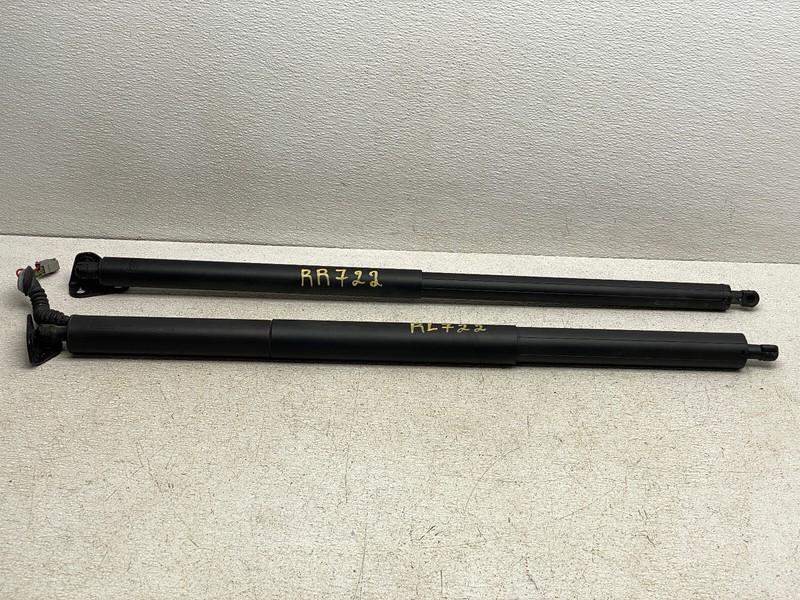 2015-2019 LINCOLN MKC REAR TRUNK LEFT & RIGHT SHOCK SUPPORT SET OEM LOT722