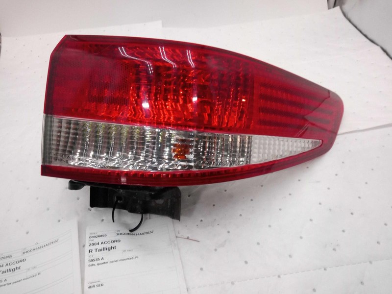 2004 Honda Accord Right Tail Light Assembly OEM Used, 210K Miles, Fit 03-04 Sdn