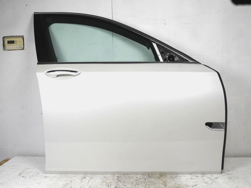 2009 - 2012 BMW 740i 750i FRONT PASSENGER RIGHT COMPLETE DOOR WHITE A96 OEM
