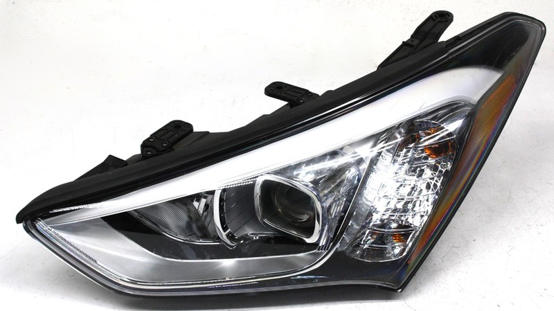 OEM Left Driver Side HID Headlamp For Hyundai Santa Fe Sport US built 921014Z100