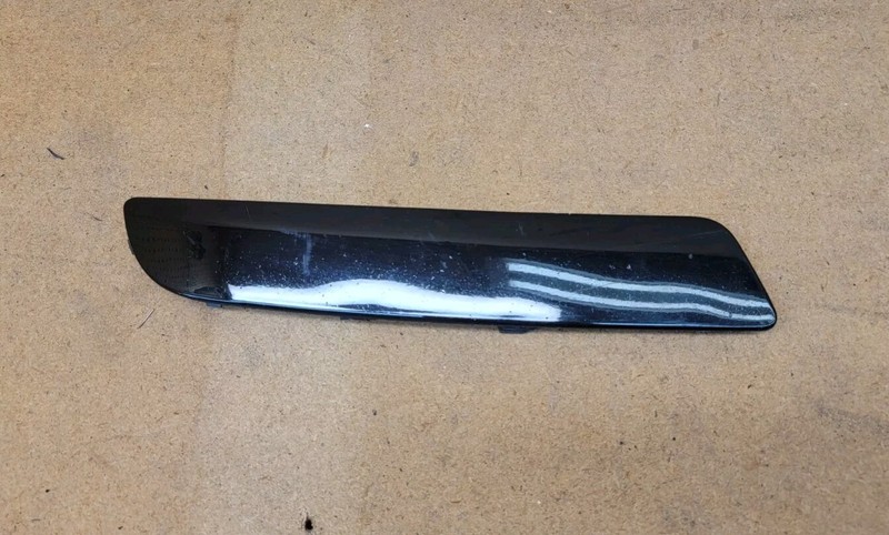 2007-2011Volkswagen Eos Front Bumper Grille Right Side Molding 1Q0807834 OEM