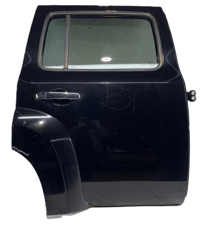 2006-2011 Chevy HHR Rear RIght Passenger Side Door Assembly W/ Panel & Glass OEM