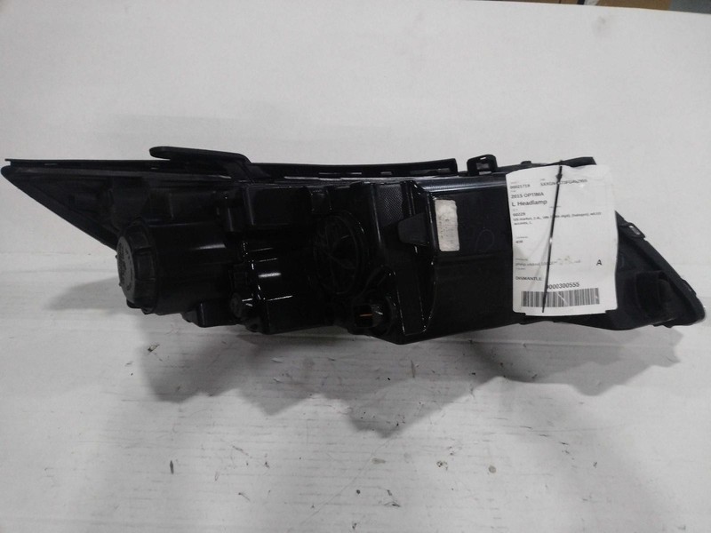 2015 KIA Optima Left Headlight Assembly Red OEM 236957 119K Miles