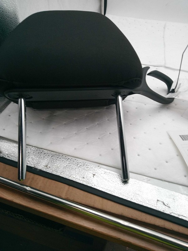 2022 Dodge Challenger Headrest Black White OEM Used 71K Miles NJ25-28256-718245