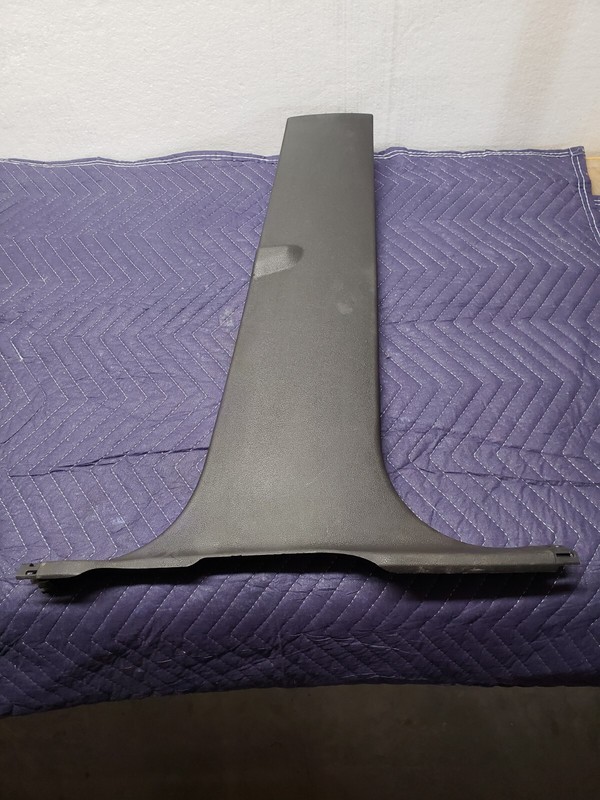2013-2018 FORD ESCAPE SE RIGHT PASSENGER SIDE B PILLAR LOWER PANEL TRIM OEM
