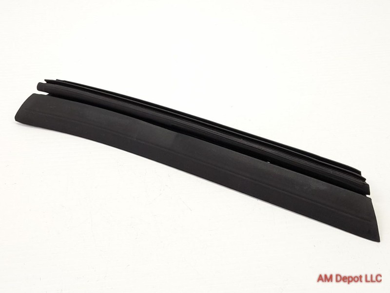 2010 Mini Cooper S R57 Cabrio Center Right Soft Top Frame Gasket 54342758106