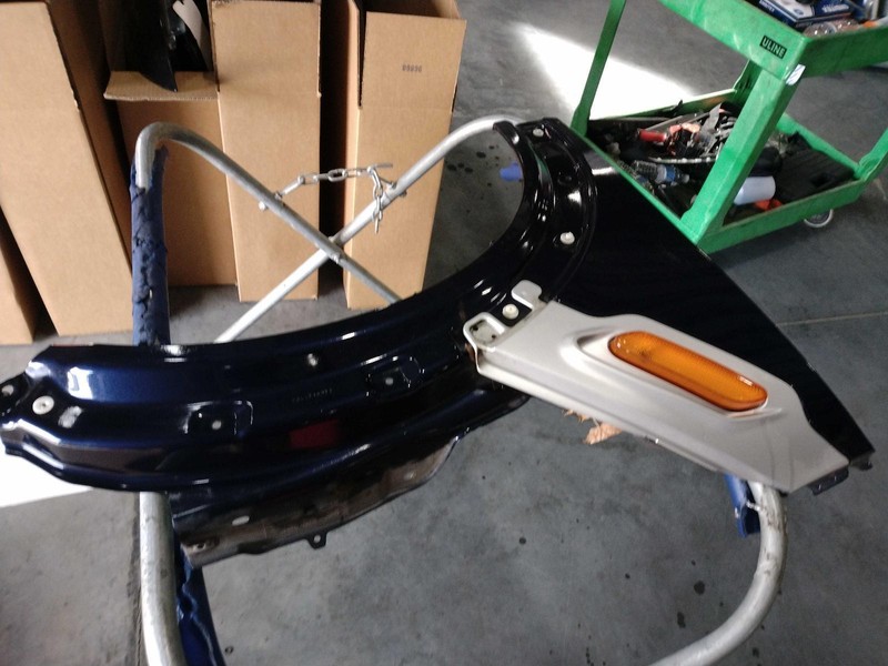 2015 MINI Countryman Fender Right Blue 128K Miles OEM Replacement Part