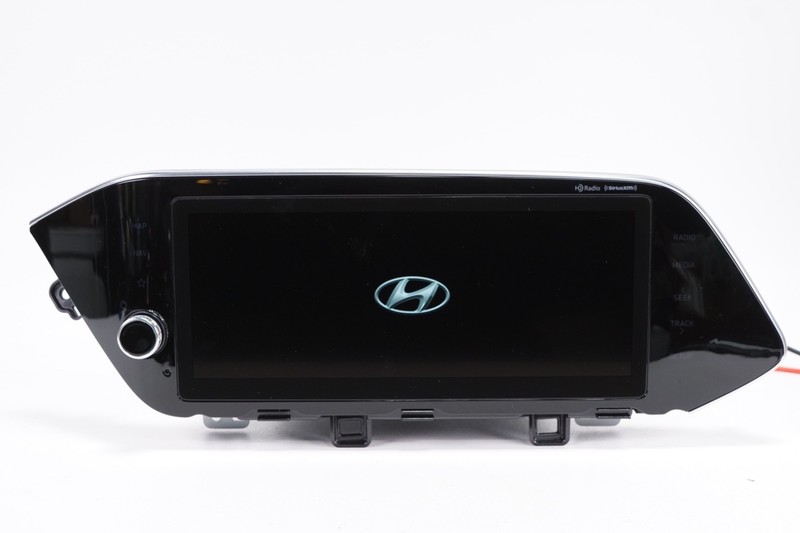 HYUNDAI SONATA Radio Navigation Unit AM-FM Tuner GPS OEM 2020 - 2023