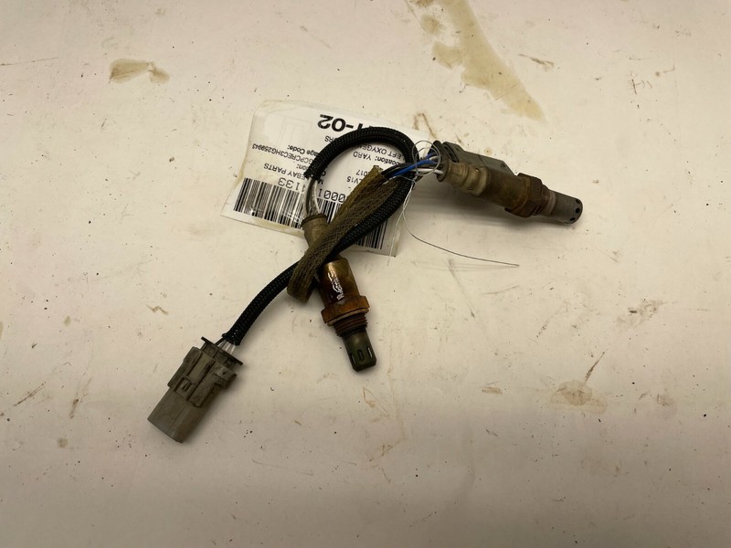 2014-2018 CHEVROLET SILVERADO 1500 OXYGEN SENSORS LEFT SIDE ( 2 )