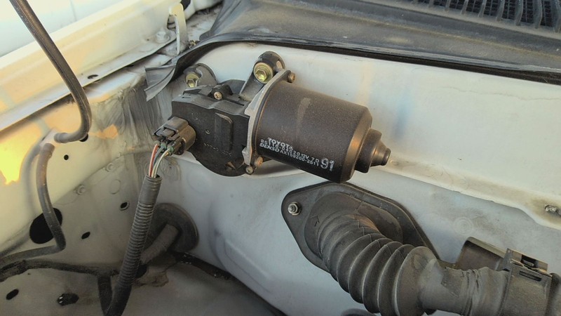 Wiper Motor Front TOYOTA TACOMA 97 98 99 00 01 02 03 04