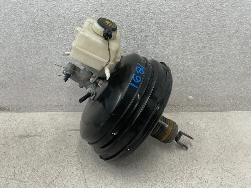 15 16 17 18 BMW X5 M F85 Power Brake Booster Master Cylinder Reservoir 1621 OEM