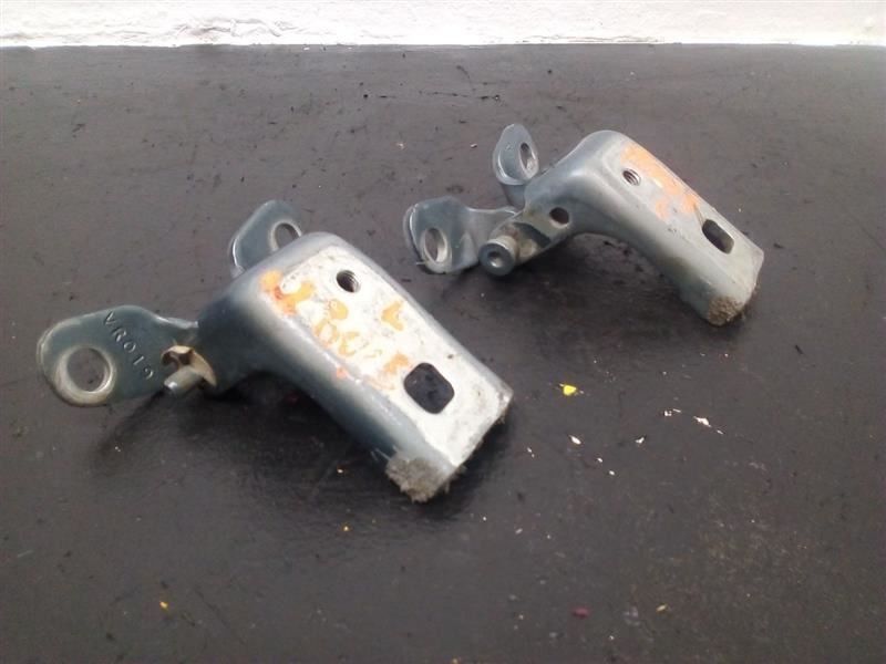 10 Ford Escape Front Left Driver Door Hinges Pair OEM 7L8Z-7822800-A