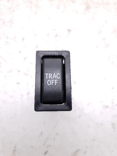 2005 SCION XB TRACTION ON / OFF SWITCH