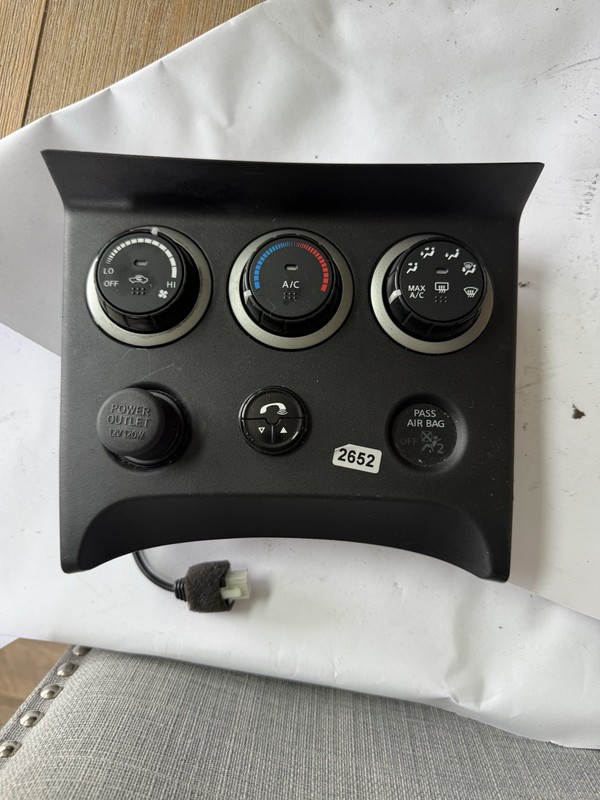 2011-2015 Nissan Rogue Ac Heater Climate Control 27500 1vk0a RJCYM