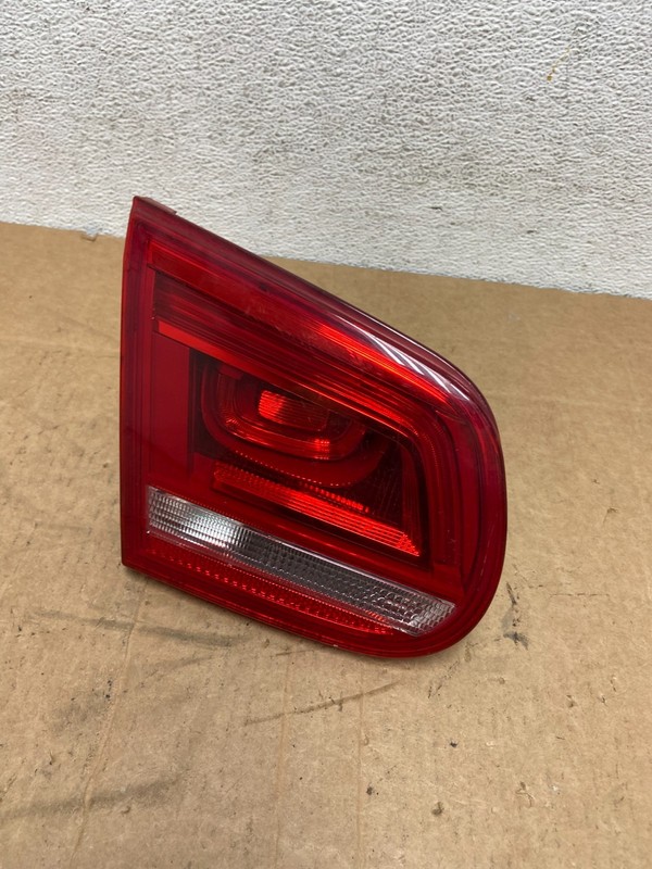 2011 to 2016 Volkswagen Eos Left Driver LH Inner Tail Light Oem ad6261 DG