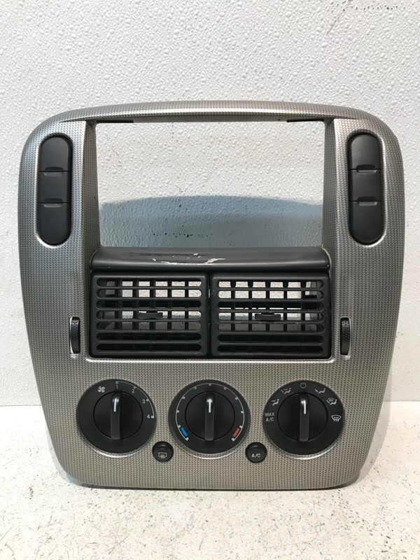 2002-05 FORD EXPLORER RADIO TRIM PANEL BEZEL HVAC A/C CONTROL OEM