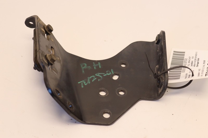 2019-2023 VOLVO VNL 760 860 FRONT RIGHT HOOD LATCH LOCK BRACKET SUPPORT OEM