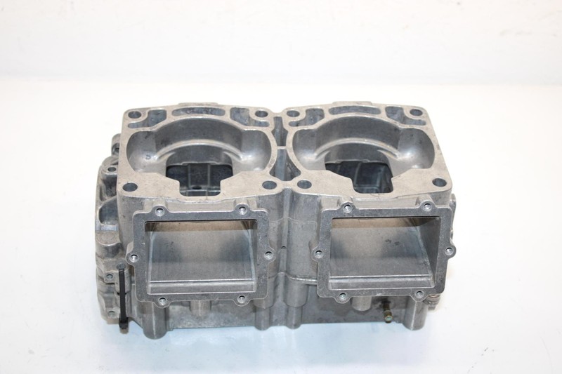 98 Polaris Xc 600 Oem Crankcase 2201135 2202233 SPS2