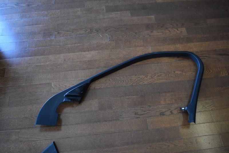 2019 LAND ROVER VELAR INNER DOOR SURROUND TRIM RIGHT SIDE FACTORY OEM