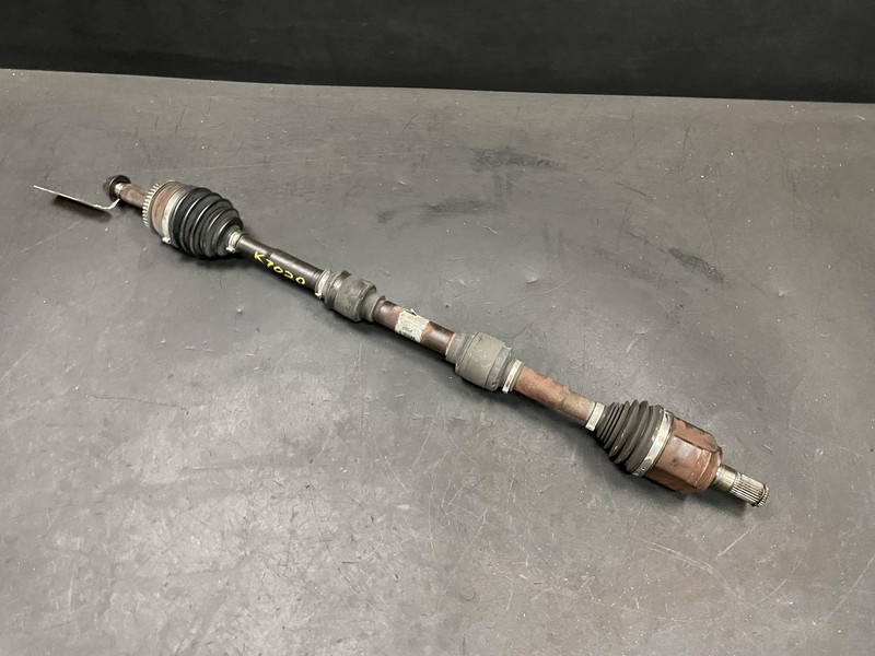 Front Right Axle Shaft 2017 Kia Soul 49501-B2500 2014 2015 2016 2018 2019