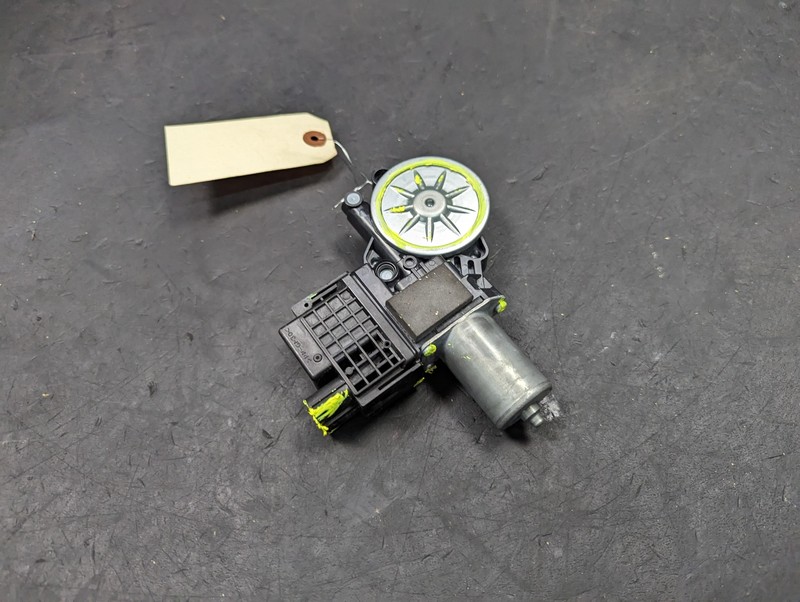 Front Left Door Window Regulator Motor 2022 Toyota GR86 2023