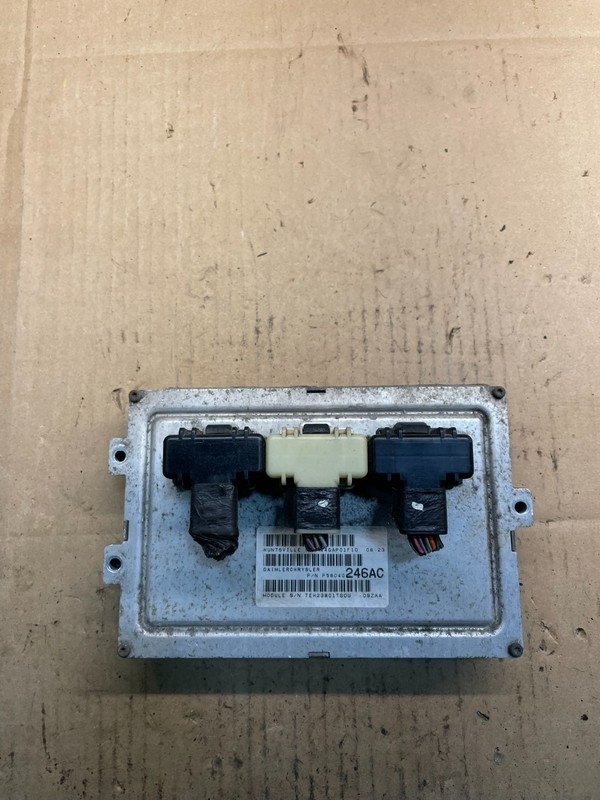 2001 Dodge Durango 4.7LEngine Computer Module ECU PCM W6722 DG