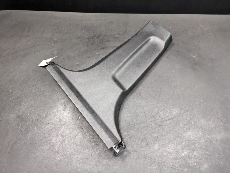 Center Left B Pillar Lower Trim Panel 2019 Kia Optima 85835-D5000 2016 - 2020 X
