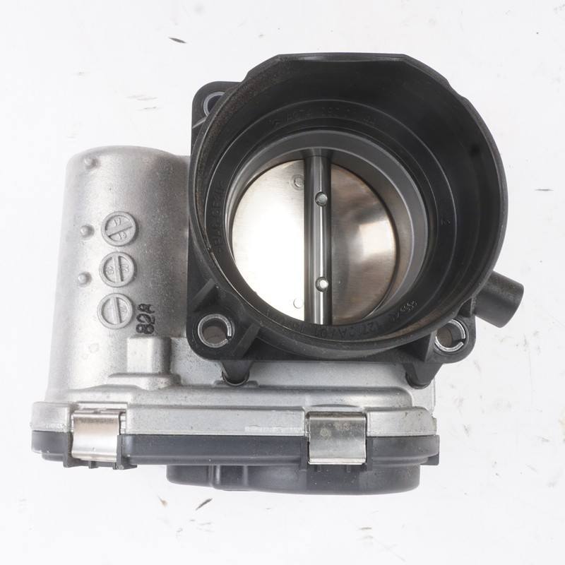 2017-2020 Mercedes SLC300 Throttle Body A2701410025 OEM
