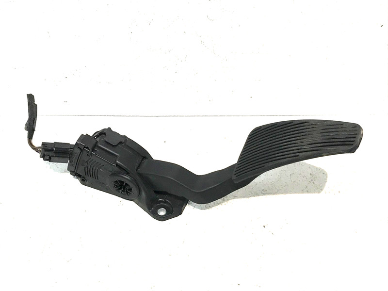 2015-2022 DODGE RAM ACCELERATOR GAS PEDAL POSITION SENSOR OEM 68043161AD
