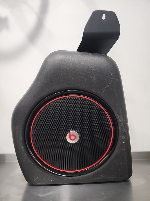 05091470AC 13 - 17 Dodge Charger SXT Beats Trunk Mounted Speaker Subwoofer OE